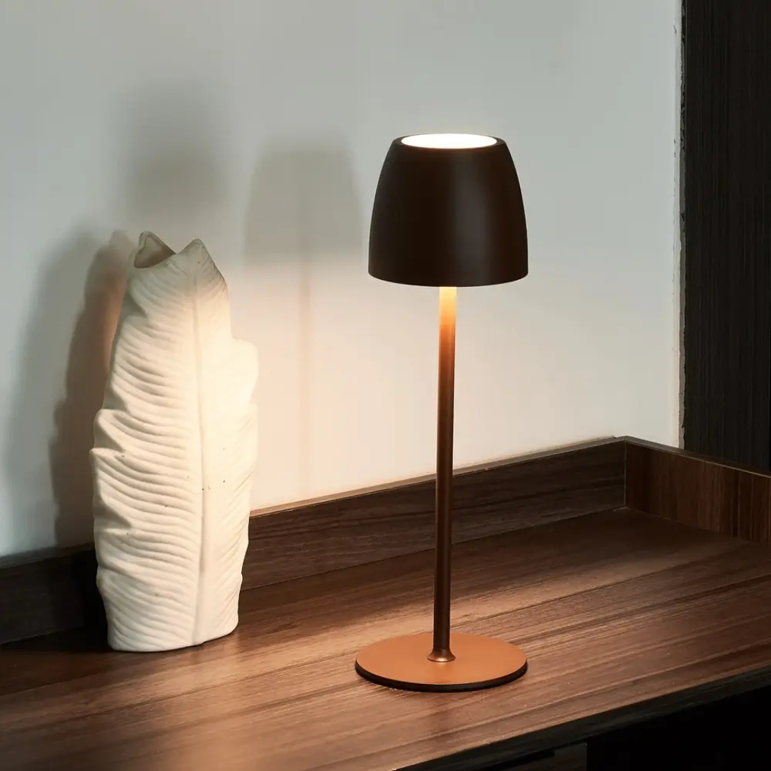 LumoGlow - Draadloze Tafellamp met luxe design