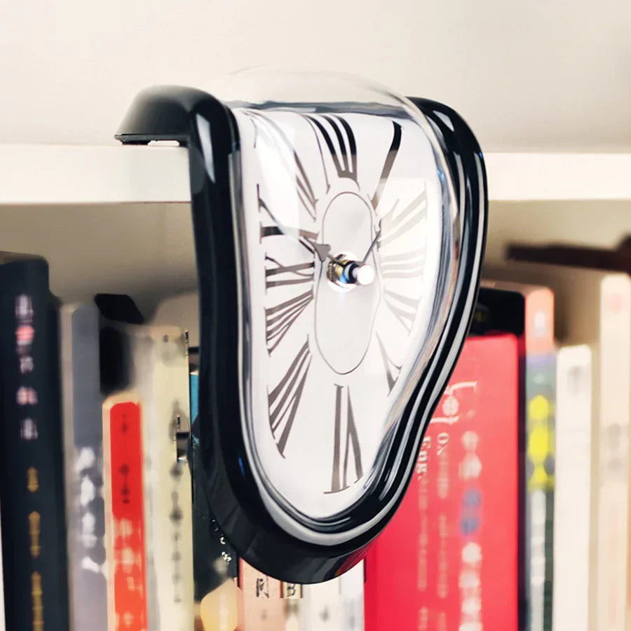 Dali surrealistische klok