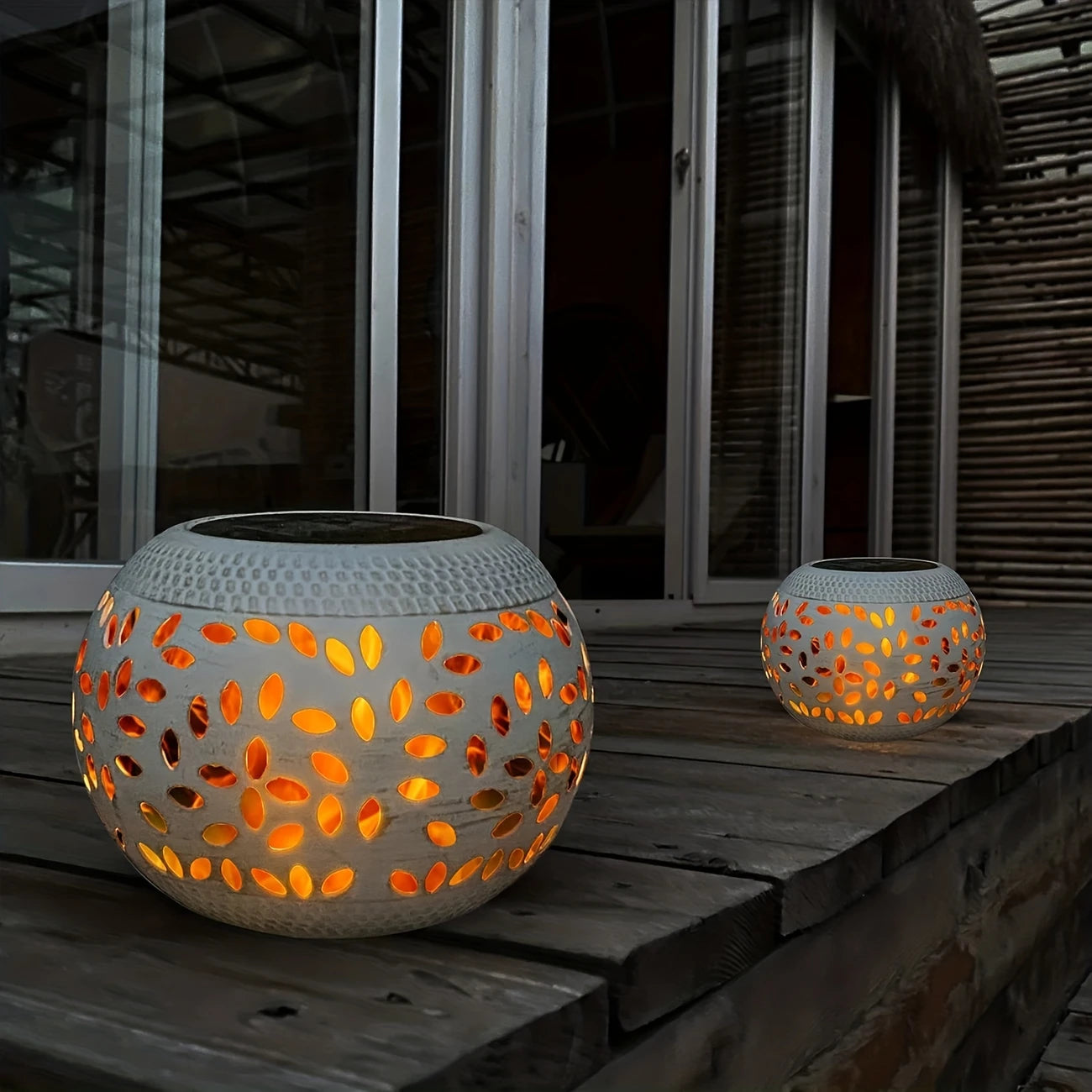 SolarFlame – Zonne-Energie Lantaarn met Flikkerend Vuur-effect