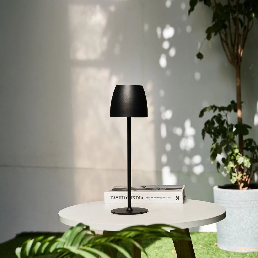 LumoGlow - Draadloze Tafellamp met luxe design