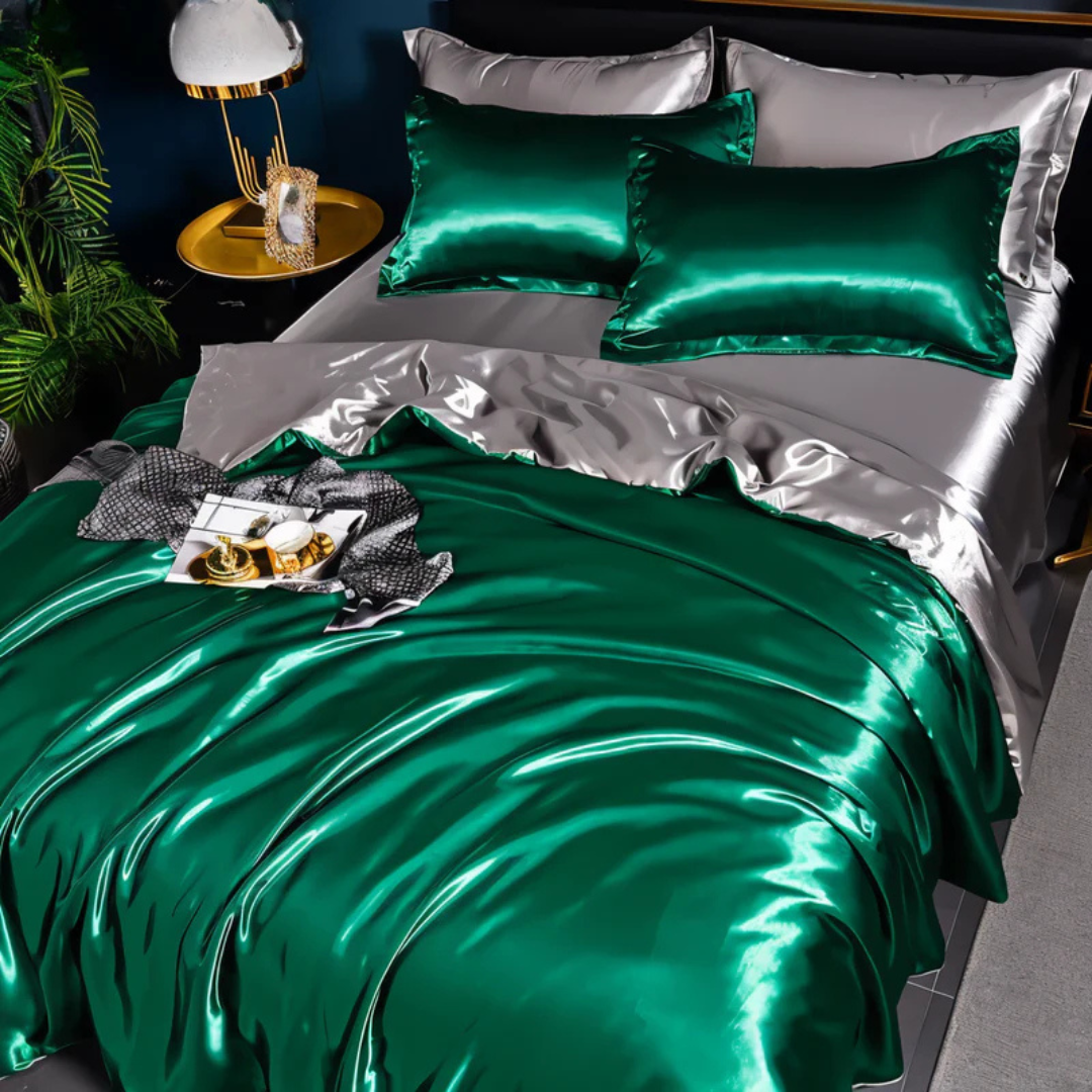 SilkSerenity – Luxe Zijdezacht Bedovertrek