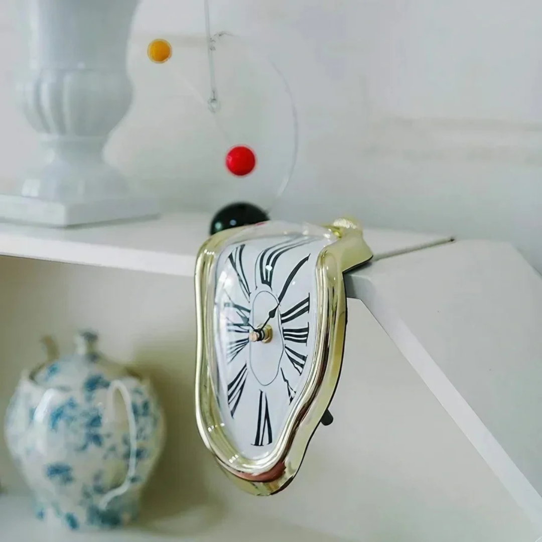Dali surrealistische klok