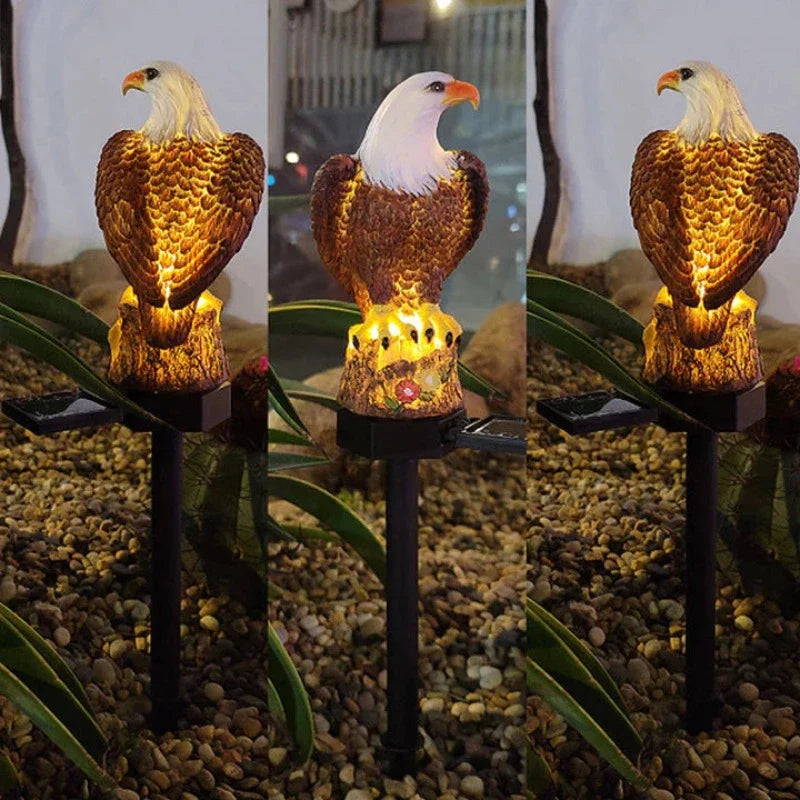 Solar Adelaar – Zonne-Energie Tuinbeeld met Verlichting