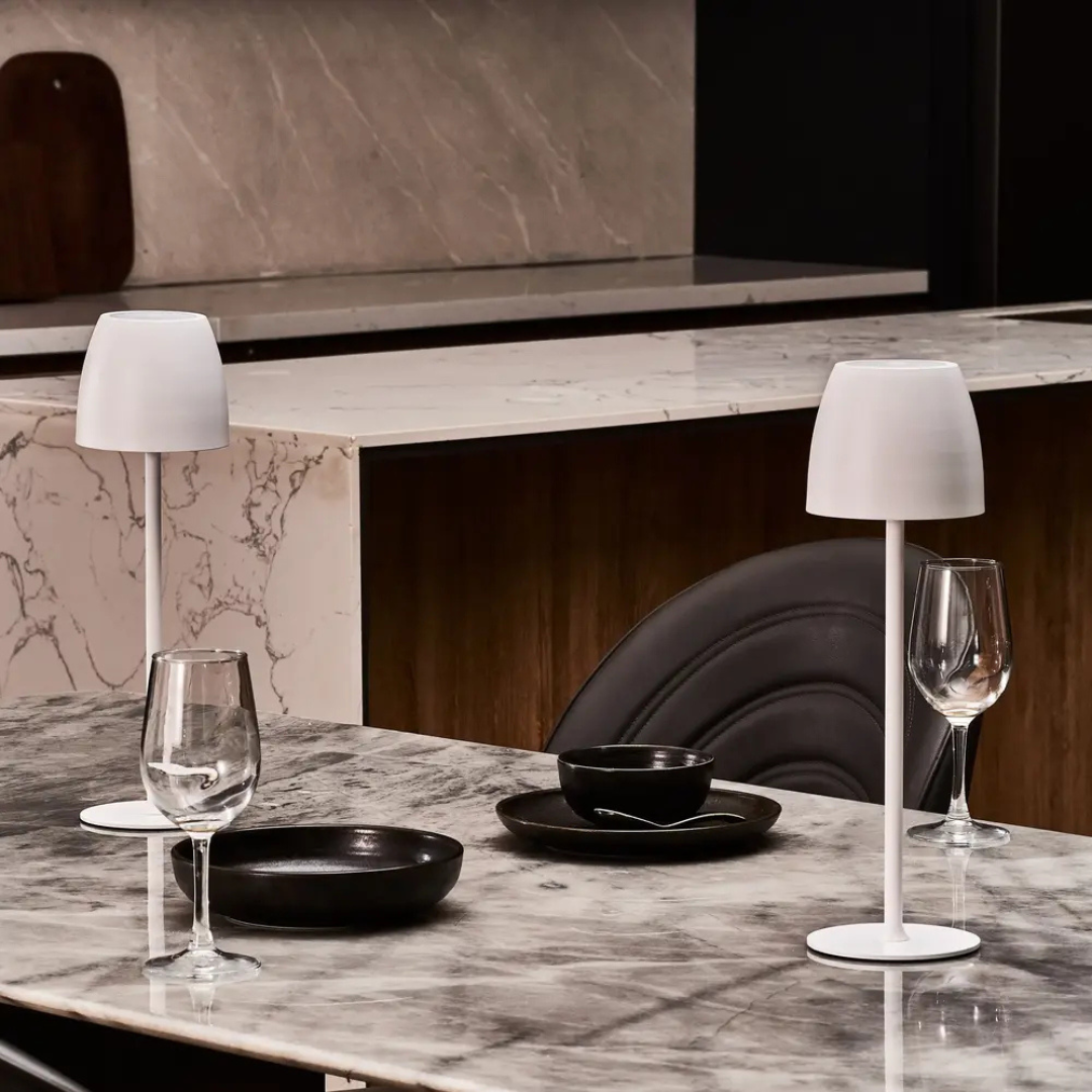 LumoGlow - Draadloze Tafellamp met luxe design