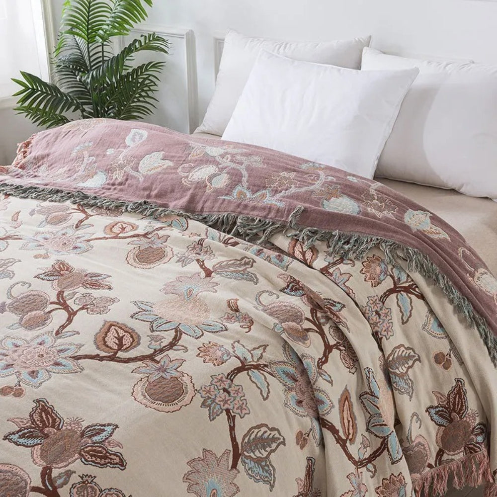 Bloemen Bedsprei met Kwastjes – Katoenen Deken voor de Slaapkamer | Oase Wonen