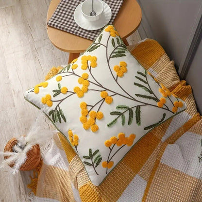 Geborduurde Bloemen Kussenhoes – Microvezel met Bloemenborduursel | Oase Wonen