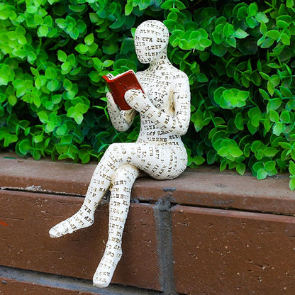 Amélie Lezer Sculptuur voor Boekenkast | Oase Wonen