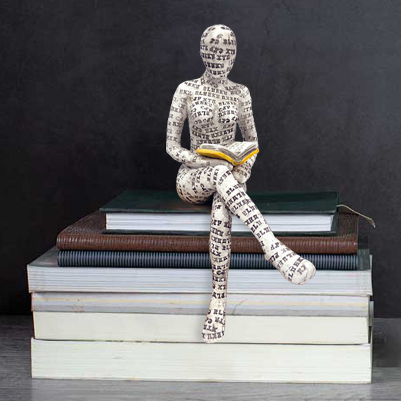 Amélie Lezer Sculptuur voor Boekenkast | Oase Wonen