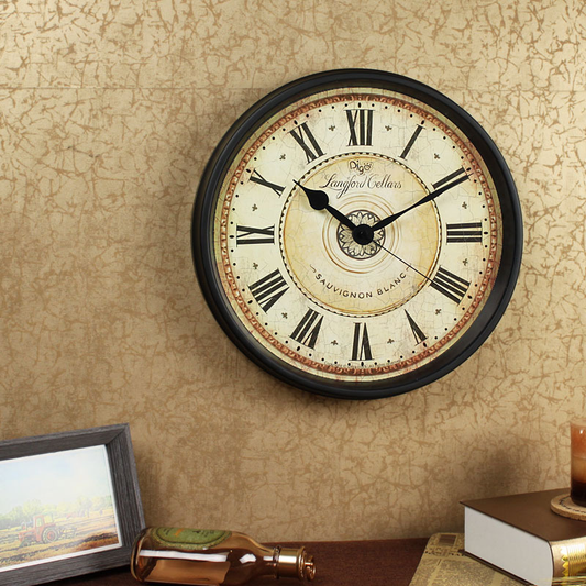 TimelessSteel Wandklok – Klassiek met romeinse cijfers