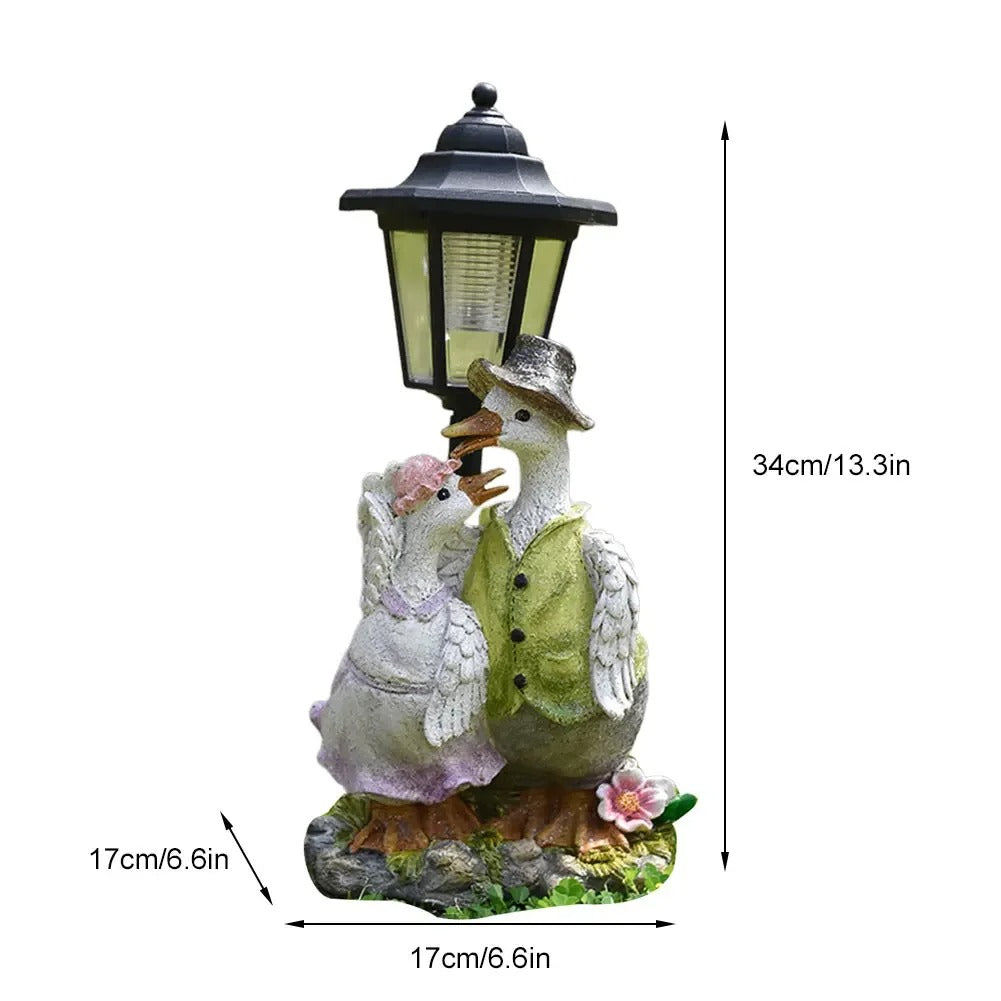 Zeshoekige Solar Tuinlamp – Decoratief Hars Beeldje met Licht